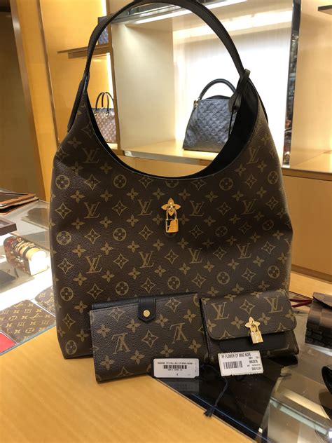 louis vuitton bags in paris price|louis vuitton cheaper in paris.